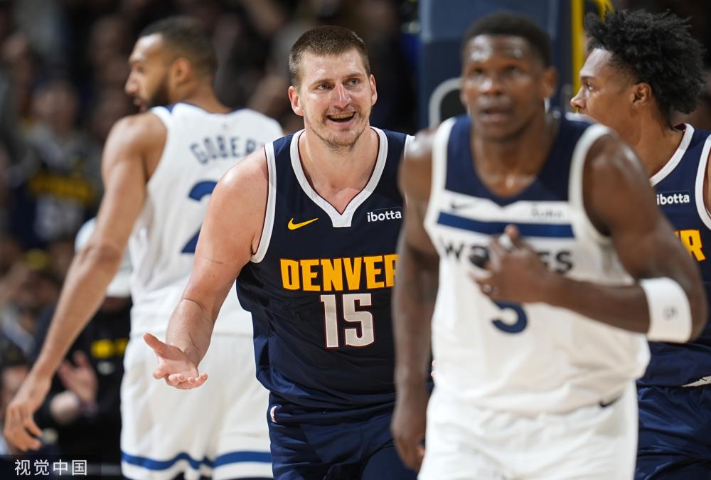 希金斯的坚 希金斯的坚