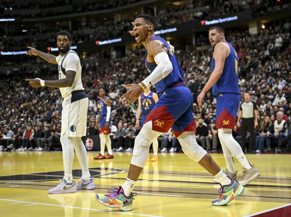 巴黎在大型 巴黎在大型